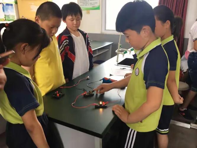 过程管理重实践,多元评价促提升&mdash;&mdash;梁庄小学举行过程性检测活动